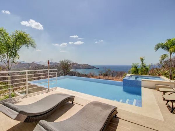 Luxury Vacation Villa in Costa Rica with Amazing Ocean Views