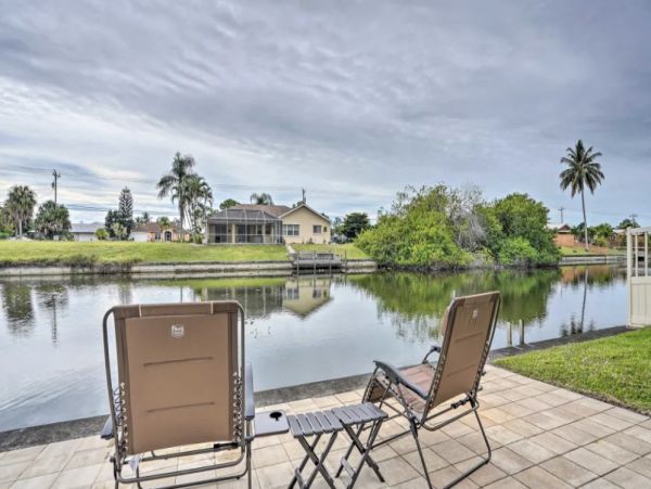 Canal Views Cape Coral Vacation Home Four Bedrooms Sleeps 8