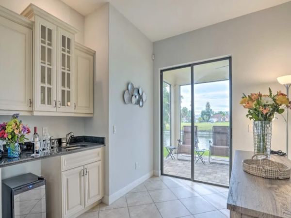 Canal Views Cape Coral Vacation Home Four Bedrooms Sleeps 8
