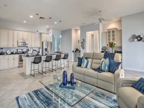 Canal Views Cape Coral Vacation Home Four Bedrooms Sleeps 8