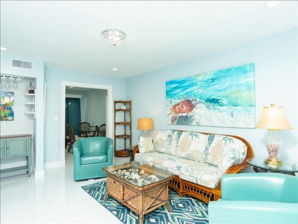 Three Month Seasonal Vacation Townhome Marco Island