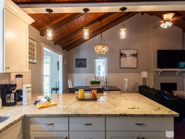 Hilton Head Vacation Pool Home Three Bedroom