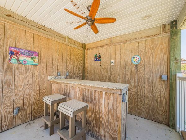 Corolla Vacation Home Twelve Bedroom Walk to Beach