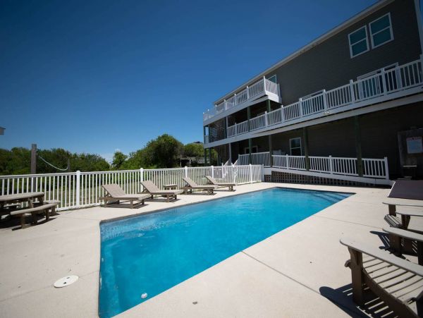 Corolla Vacation Home Twelve Bedroom Walk to Beach