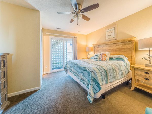 Corolla Vacation Home Twelve Bedroom Walk to Beach