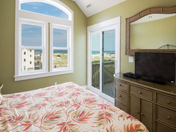 Carova Beach Rentals 9-Bedroom Outer Banks Vacation Home with Pool & Hot Tub