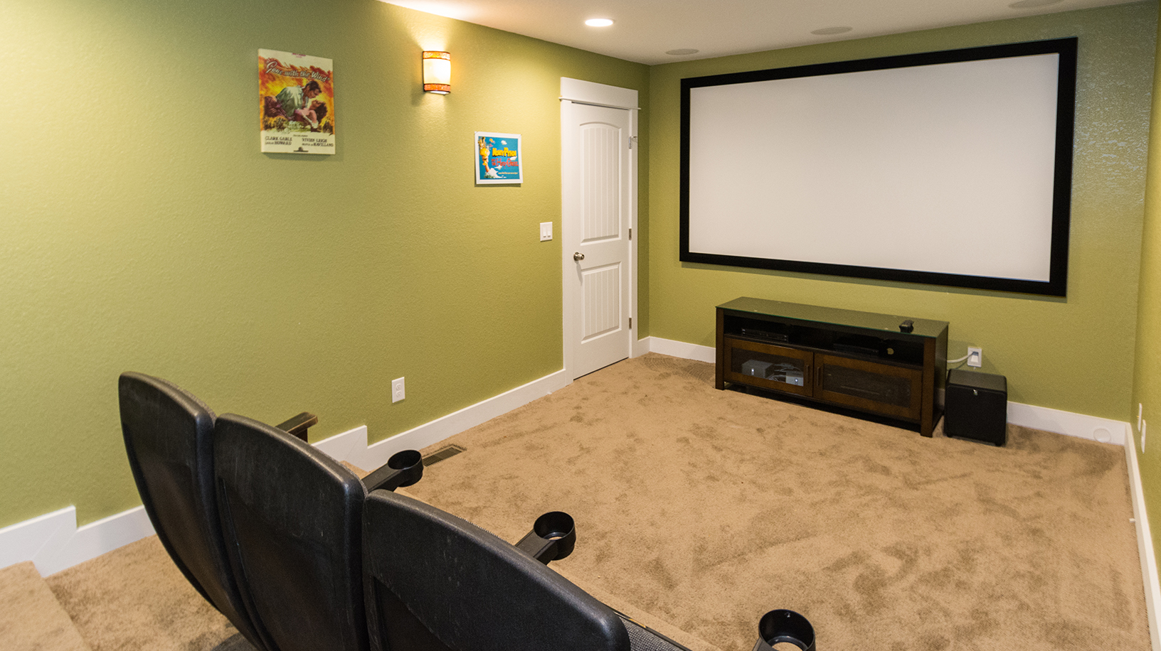 Carova Beach Rentals 9-Bedroom Outer Banks Vacation Home with Pool & Hot Tub
