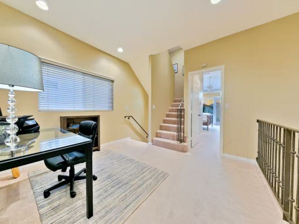 Long Beach Vacation Home Sleeps 8 Guests Walk To Beach