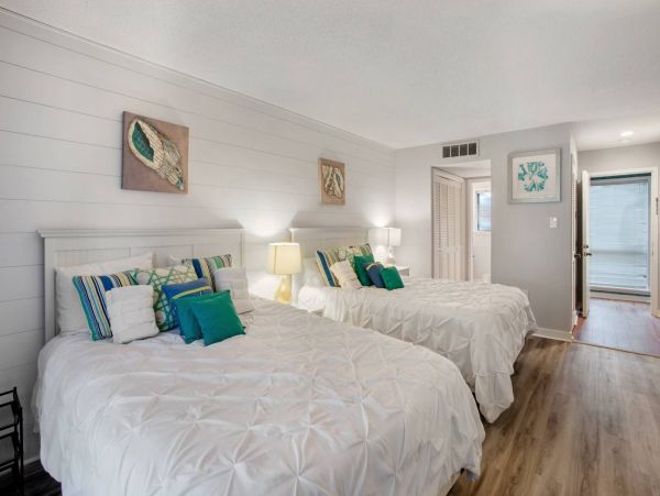 Hilton Head Vacation Pool Home Two Bedrooms Walk To Beach