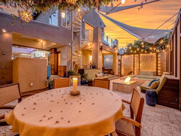 Mission Beach Vacation Home Four Bedrooms Walk to Beach