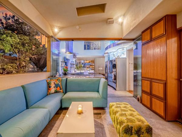 Mission Beach Vacation Home Four Bedrooms Walk to Beach