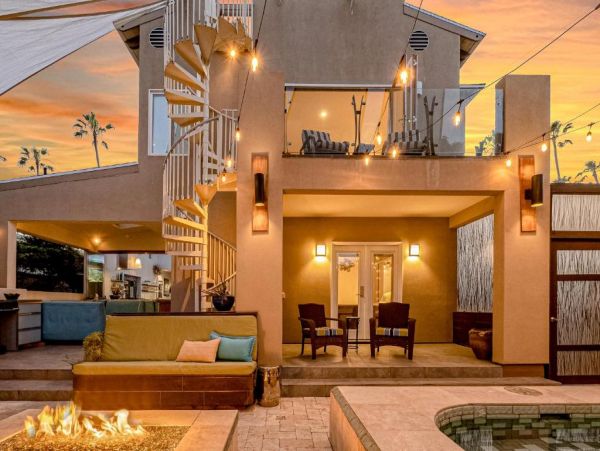 Mission Beach Vacation Home Four Bedrooms Walk to Beach