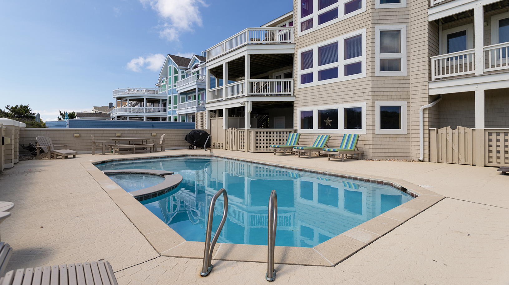 The Outer Banks Home 1016289