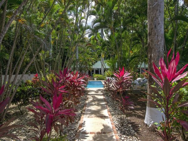 Jamaica Vacation Pool Villa On Beach Seven Bedrooms
