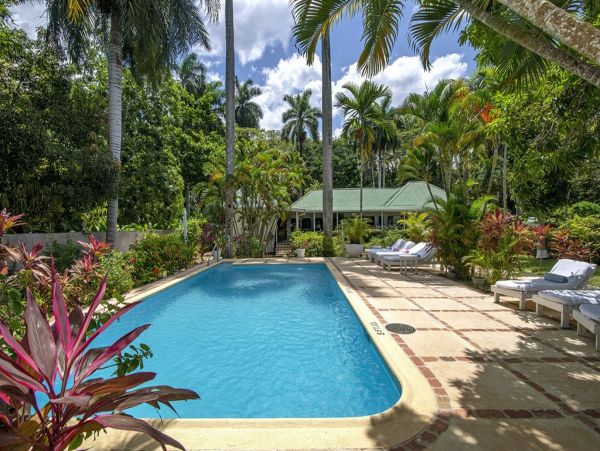 Jamaica Vacation Pool Villa On Beach Seven Bedrooms