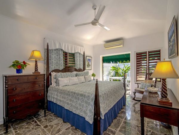 Jamaica Vacation Pool Villa On Beach Seven Bedrooms