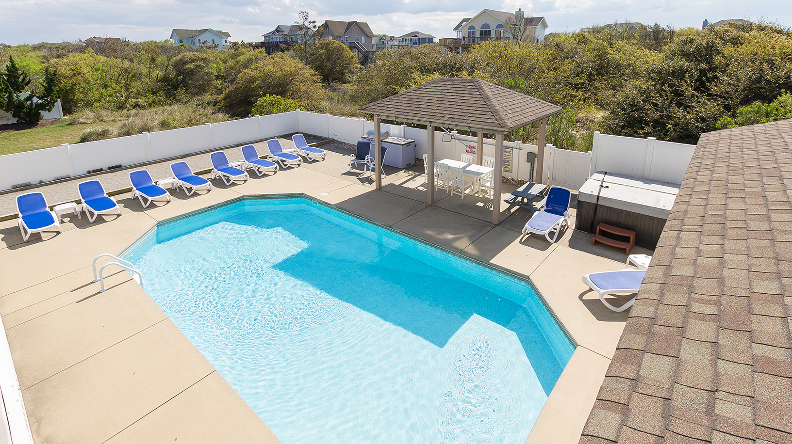 The Outer Banks Home 1016318