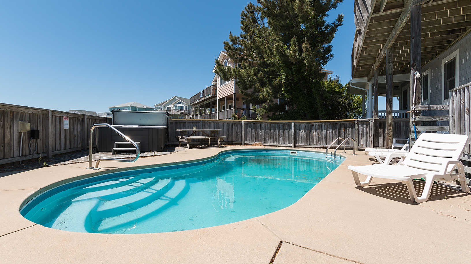 The Outer Banks Home 1016323