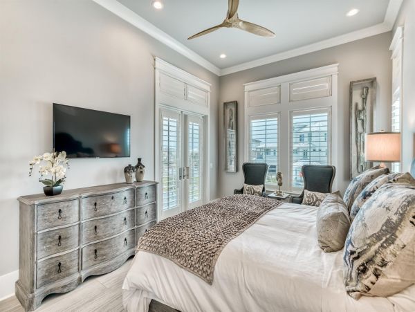 Gulf Views Miramar Luxury Vacation Home Five Bedrooms
