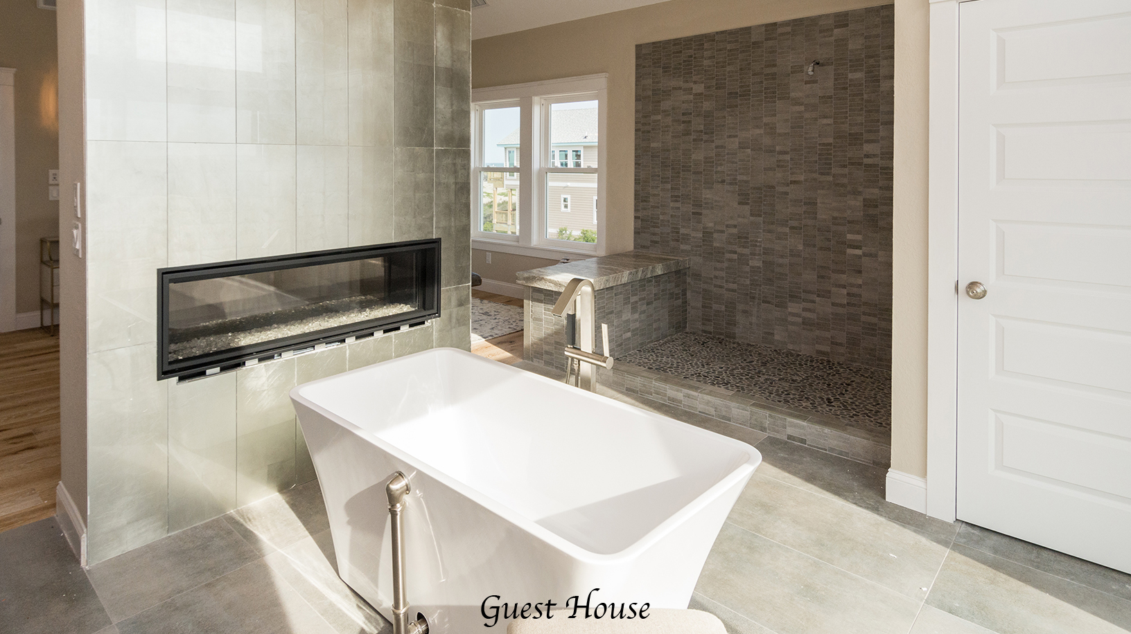The Outer Banks Home 1016355