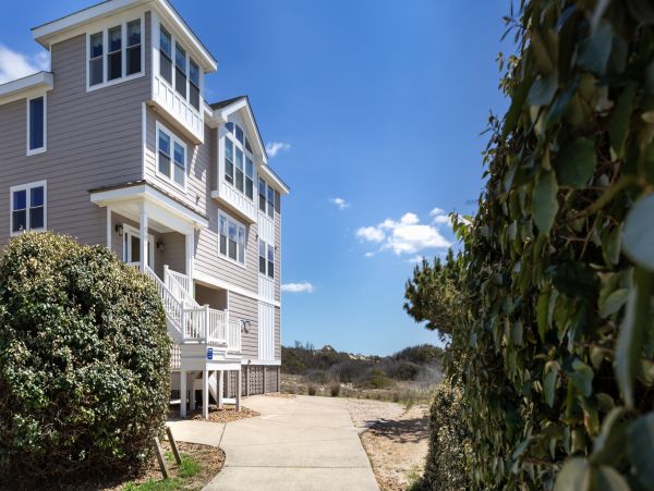 The Outer Banks Home 1016359