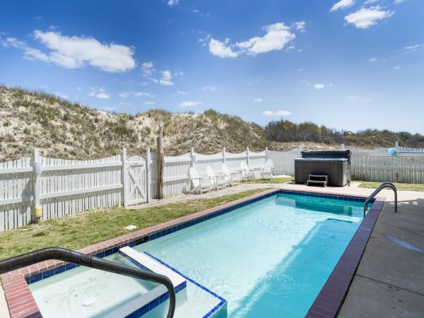 The Outer Banks Home 1016359