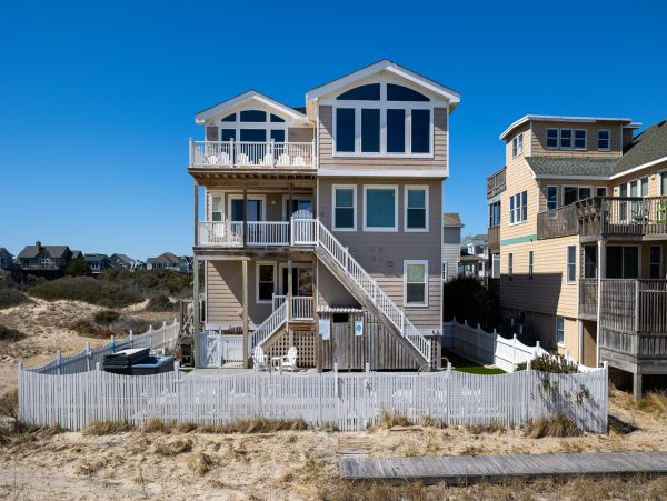 The Outer Banks Home 1016359