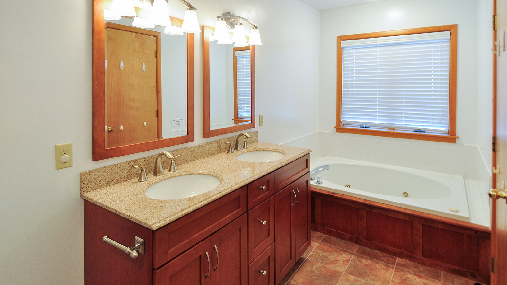 The Outer Banks Home 1016363