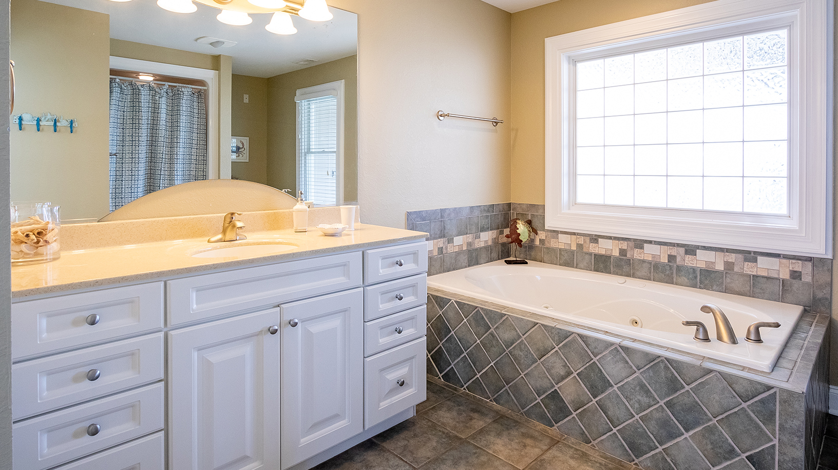 The Outer Banks Home 1016364
