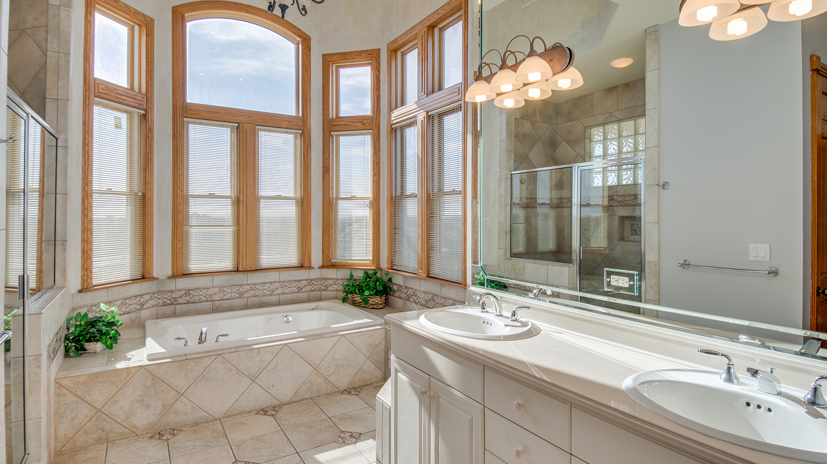 The Outer Banks Home 1016370