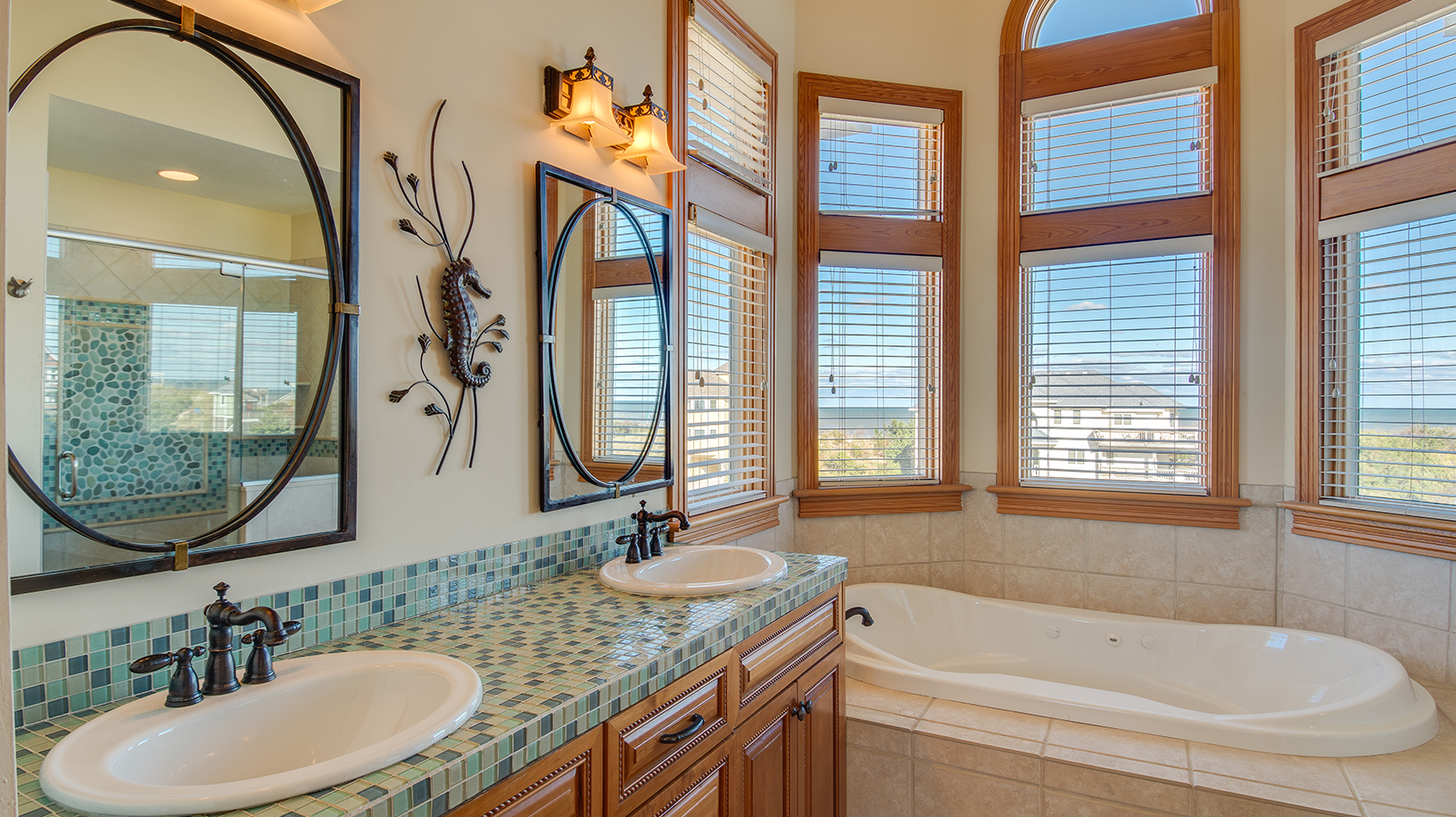 The Outer Banks Home 1016379