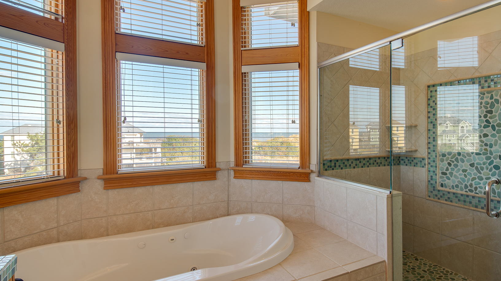 The Outer Banks Home 1016379