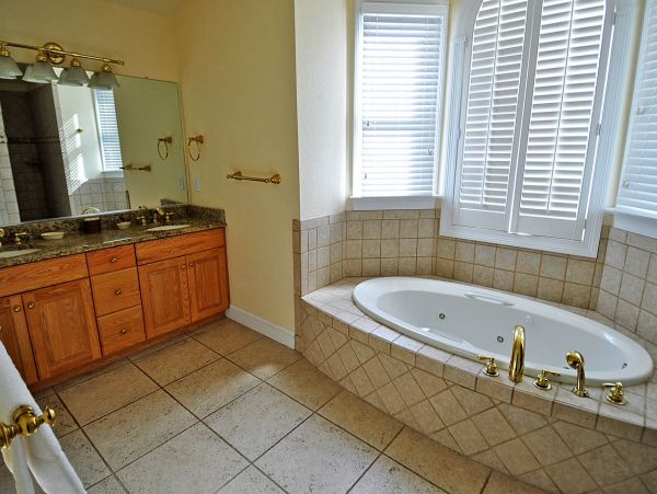 The Outer Banks Home 1016404