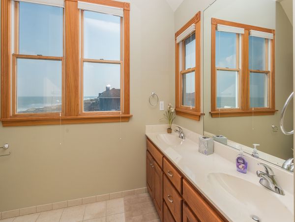 The Outer Banks Home 1016409