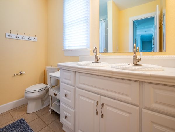 The Outer Banks Home 1016429