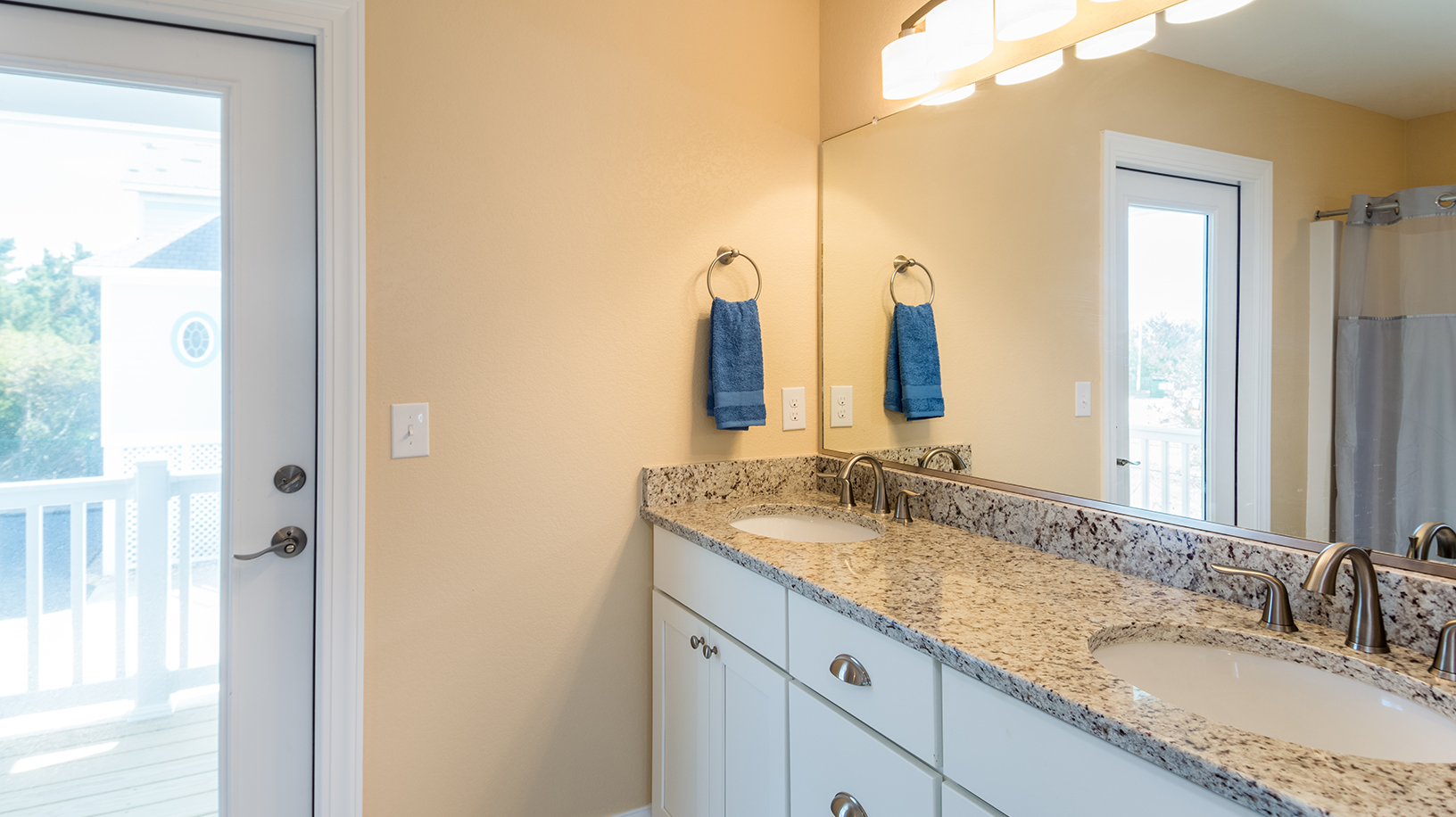 The Outer Banks Home 1016438