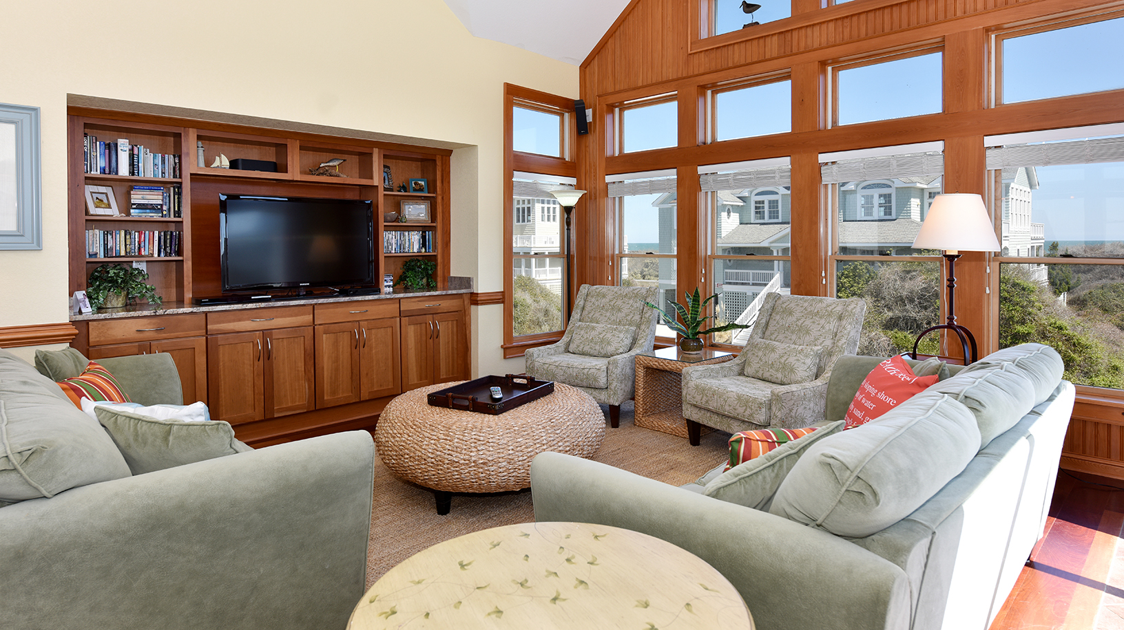 The Outer Banks Home 1016475