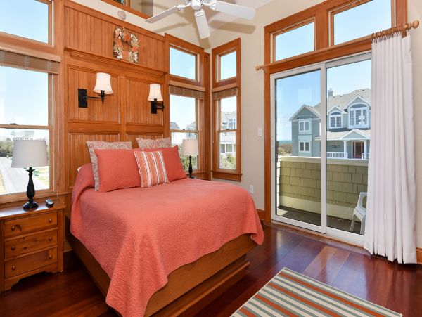 The Outer Banks Home 1016475