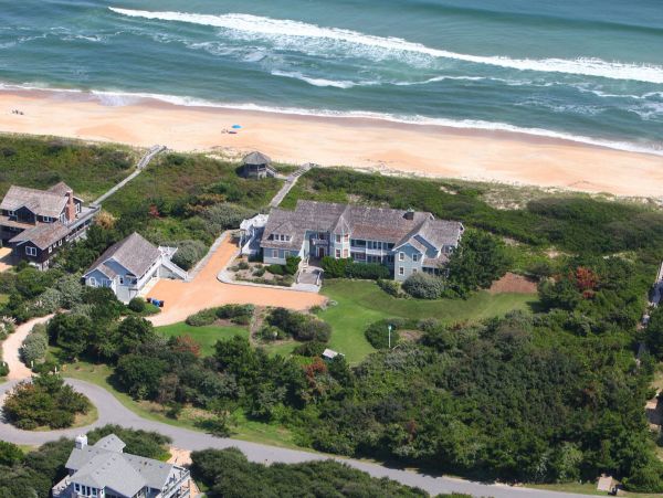 The Outer Banks Home 1016476