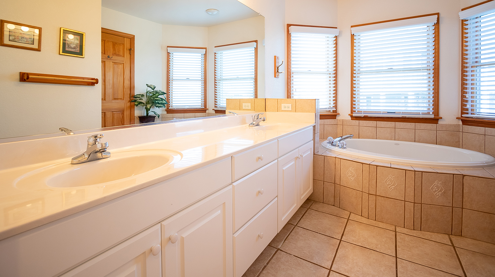 The Outer Banks Home 1016483