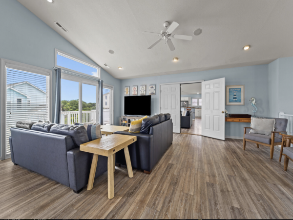 Spacious Outer Banks Retreat with Private Pool, Hot Tub & Game Room