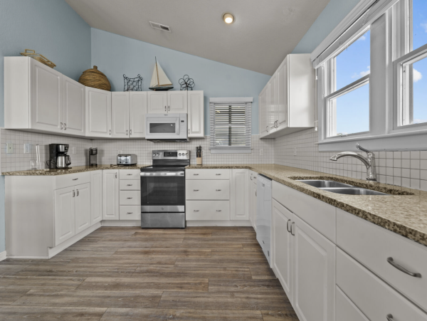 Spacious Outer Banks Retreat with Private Pool, Hot Tub & Game Room