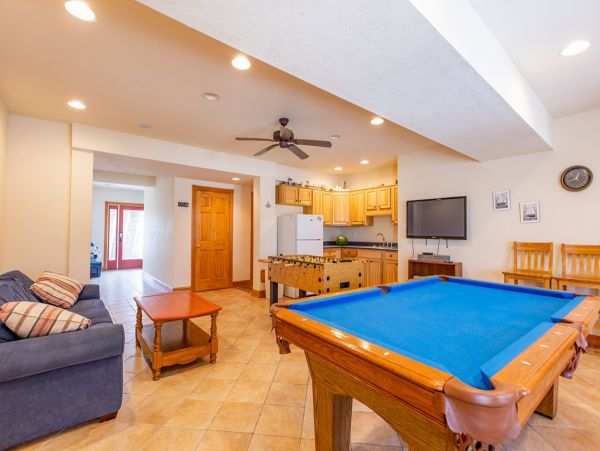 Ocean Front Corolla Vacation Pool Home Eight Bedroom
