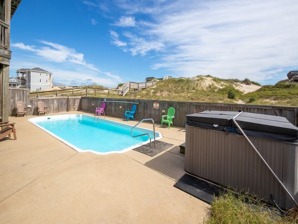 The Outer Banks Home 1016603