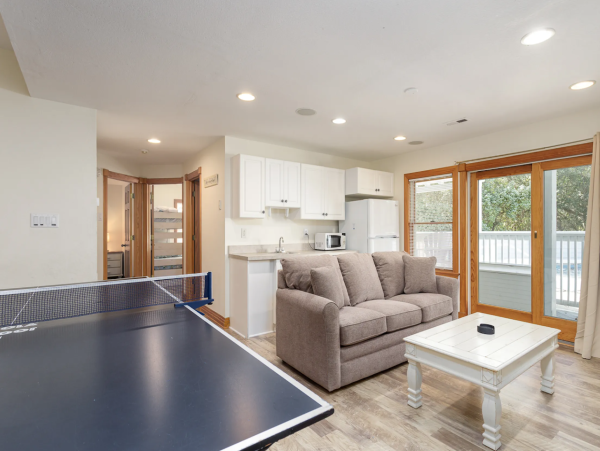 Luxurious Vacation Rental in Duck