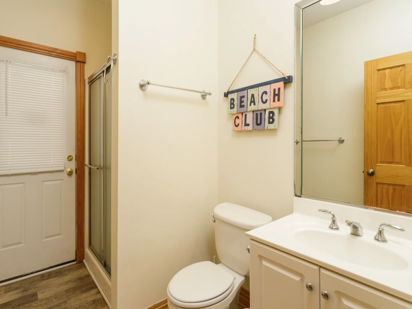 Luxurious Vacation Rental in Duck