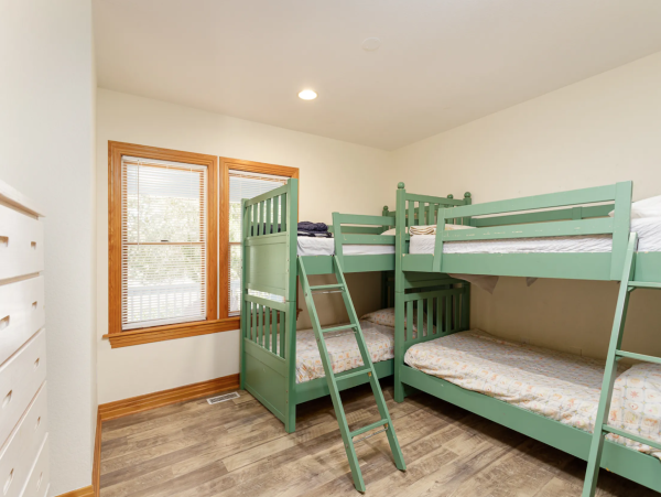 Luxurious Vacation Rental in Duck