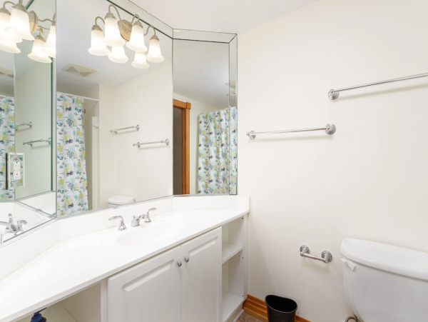 Luxurious Vacation Rental in Duck