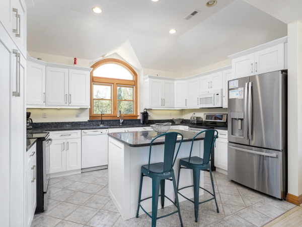 Luxurious Vacation Rental in Duck