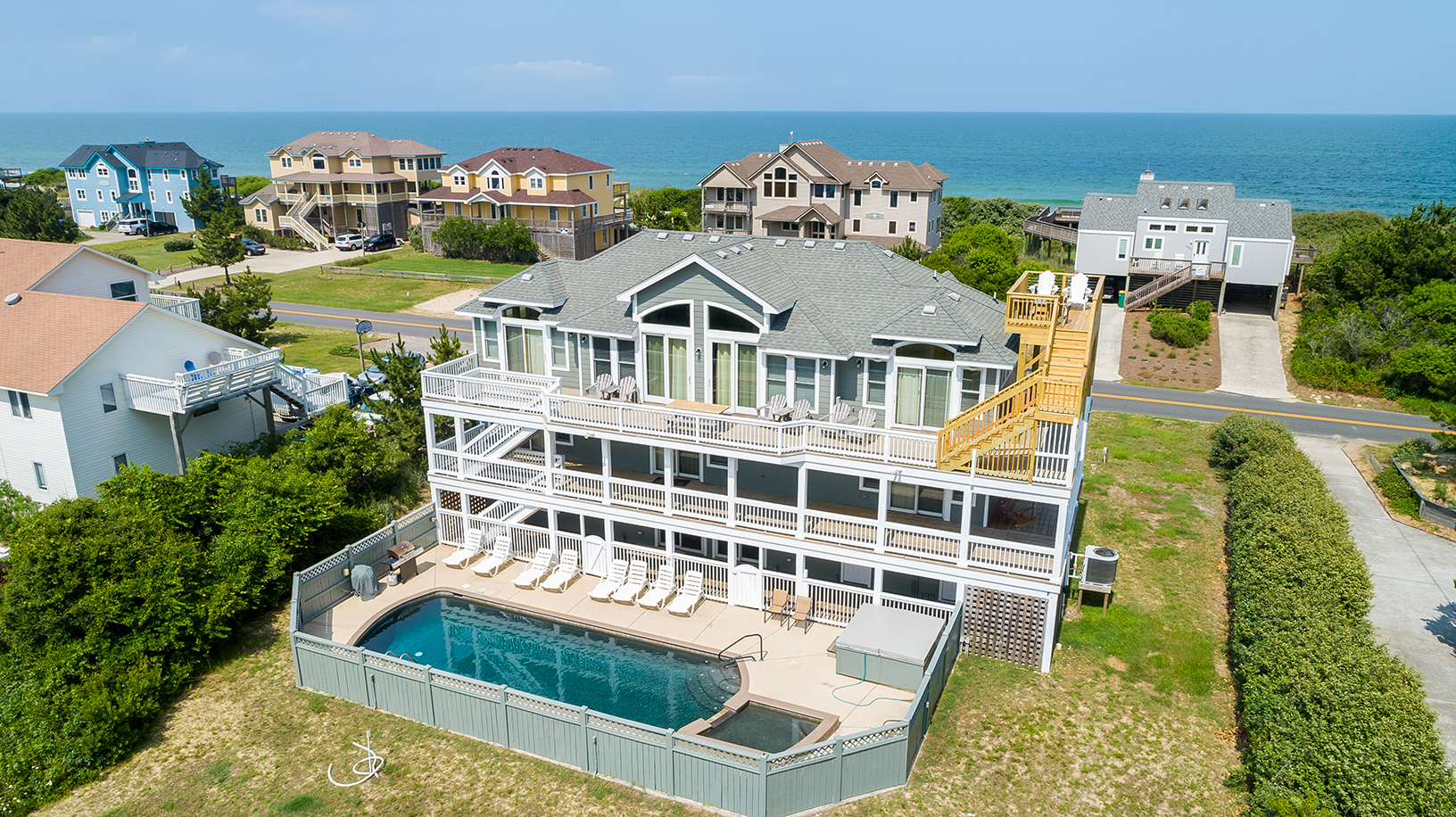 The Outer Banks Home 1016613